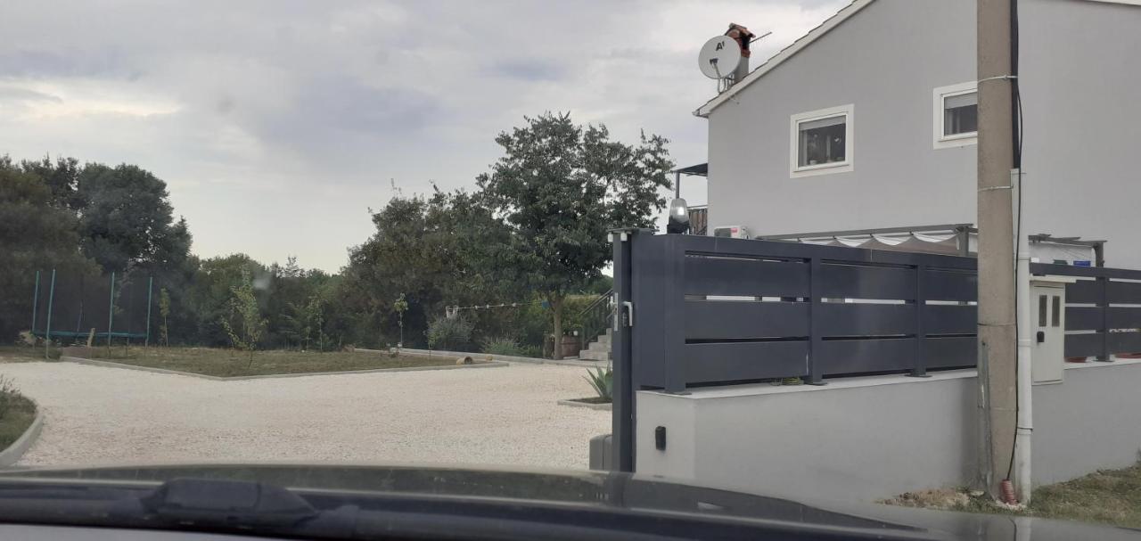 Apartmani Dokic Bale Exterior foto